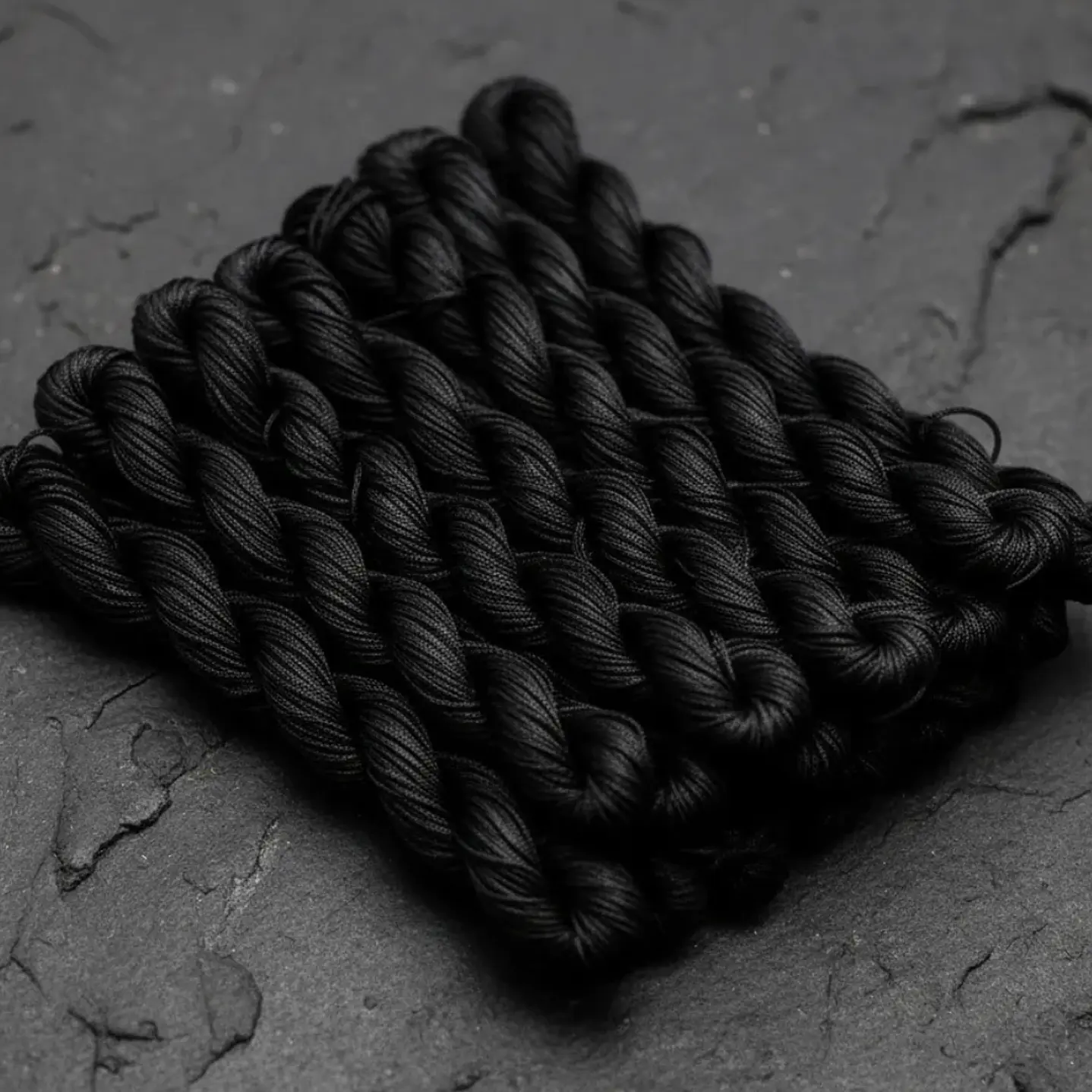 Hilo Seda Bisuteria 10 Madejas X 25m Grosor 1mm Color Negro 12