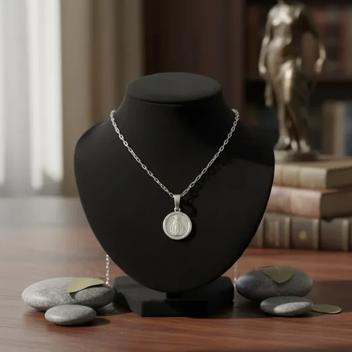 Exhibidor Mostrario Cuello Redondo Chico Terciopelo Negro 4