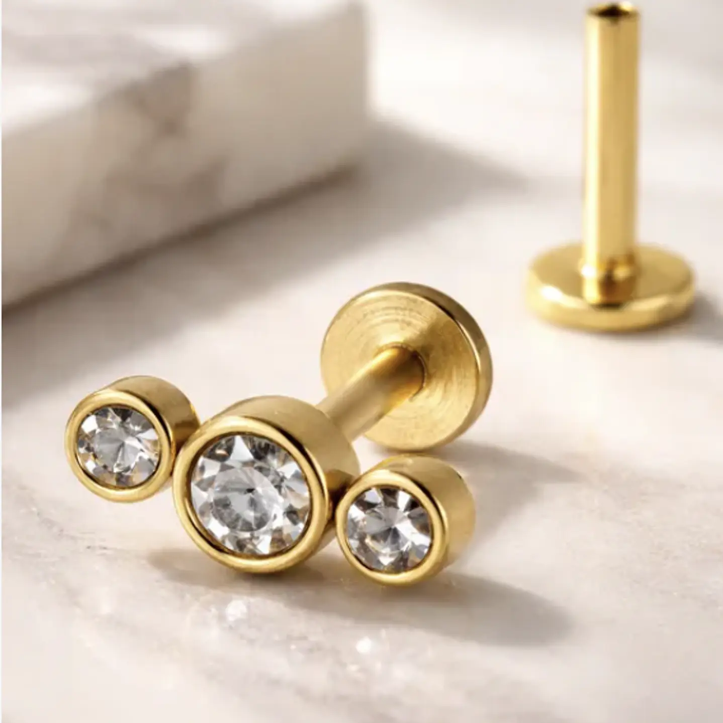 Piercing Lbjmbgd03a Helix Con 3 Piedras Color Dorad 316l 1un 3