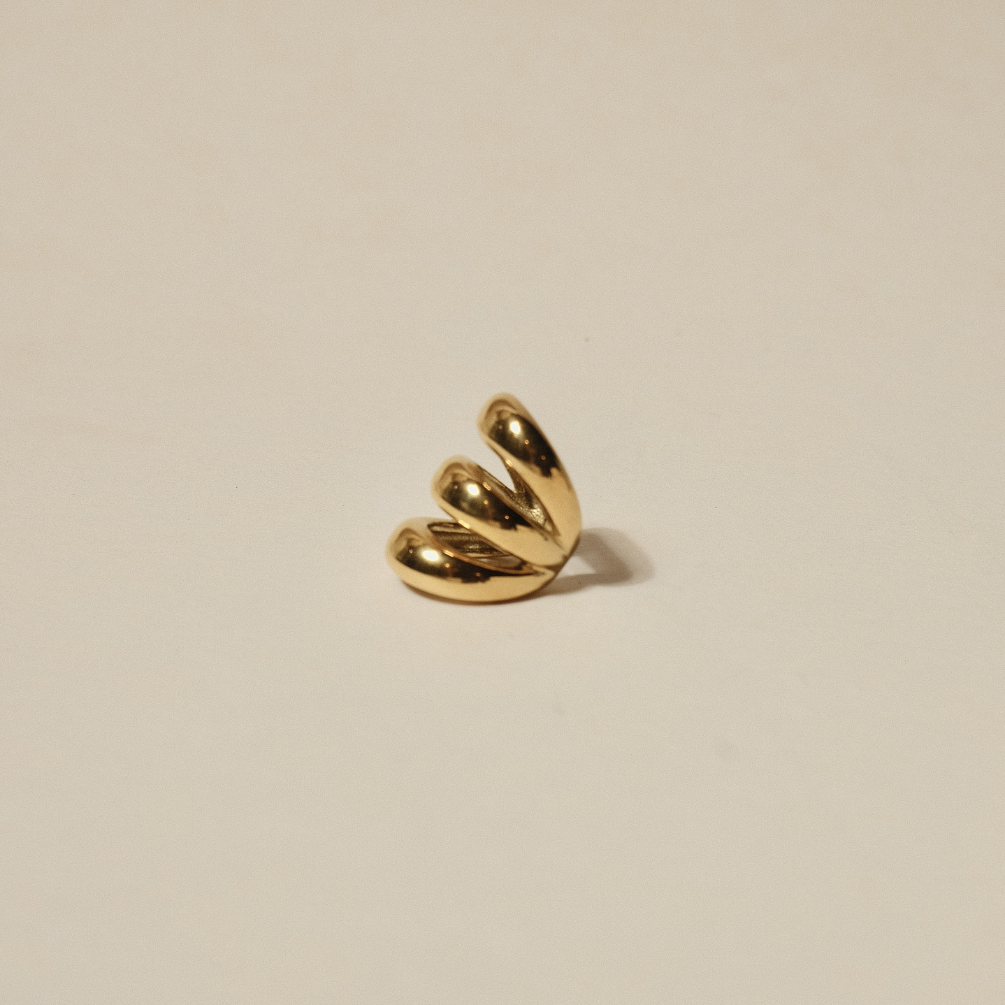 Earcuff Trinitá Gold 3