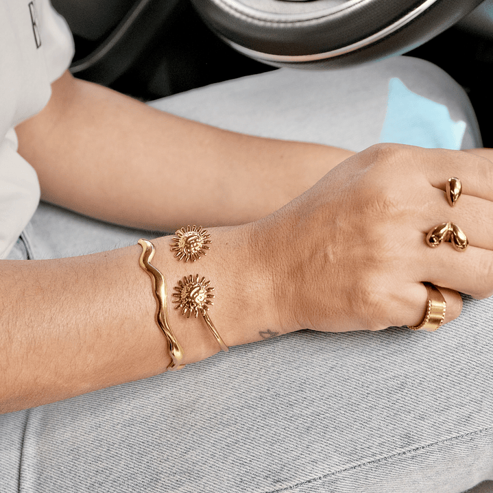 Pulsera Fluir Dorada 2