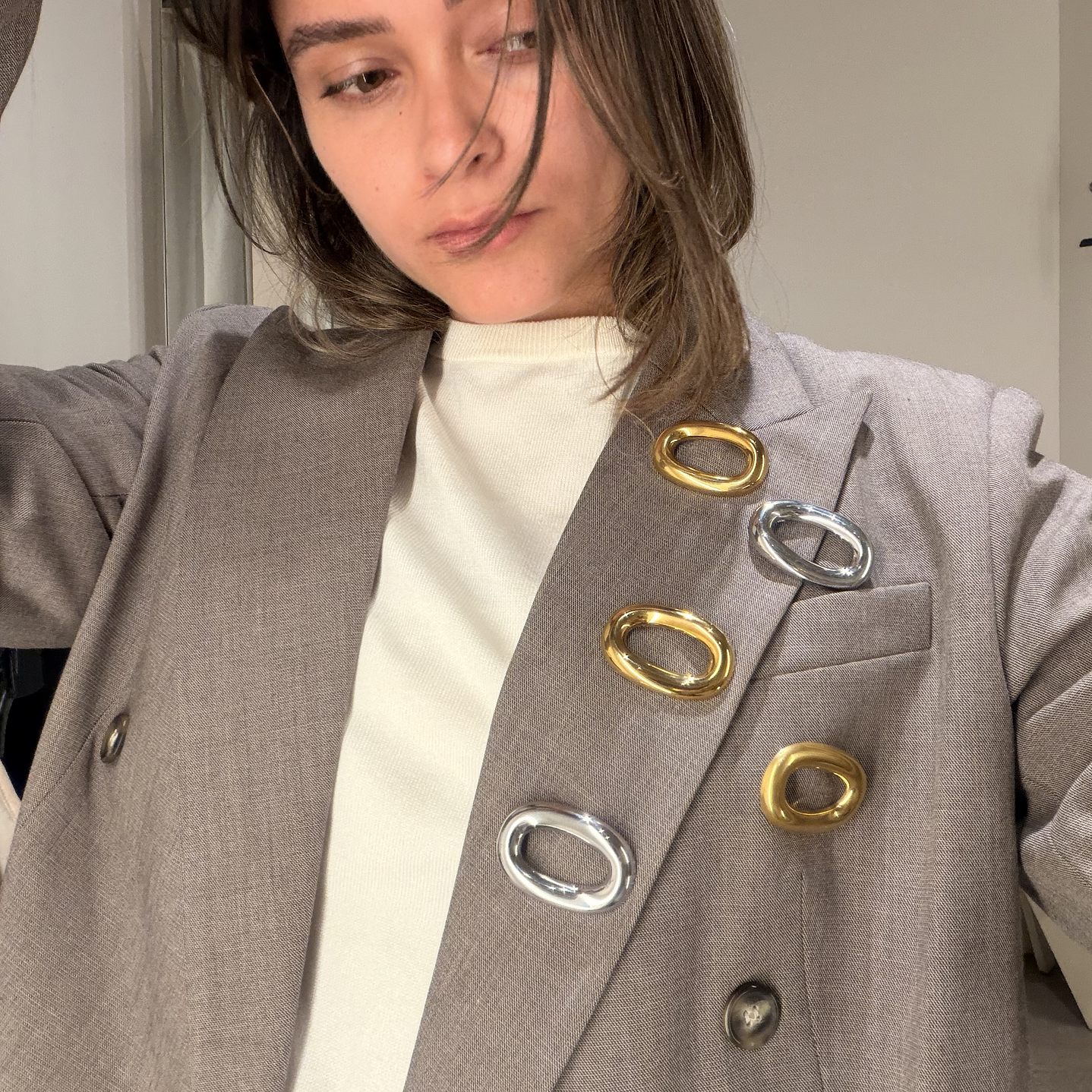 Prendedor Aura Dorado 3