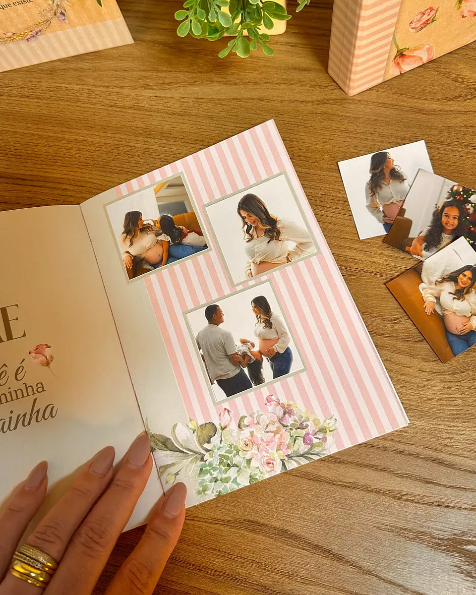 Arquivo Digital Álbum de Figurinha Amor de Mãe 4