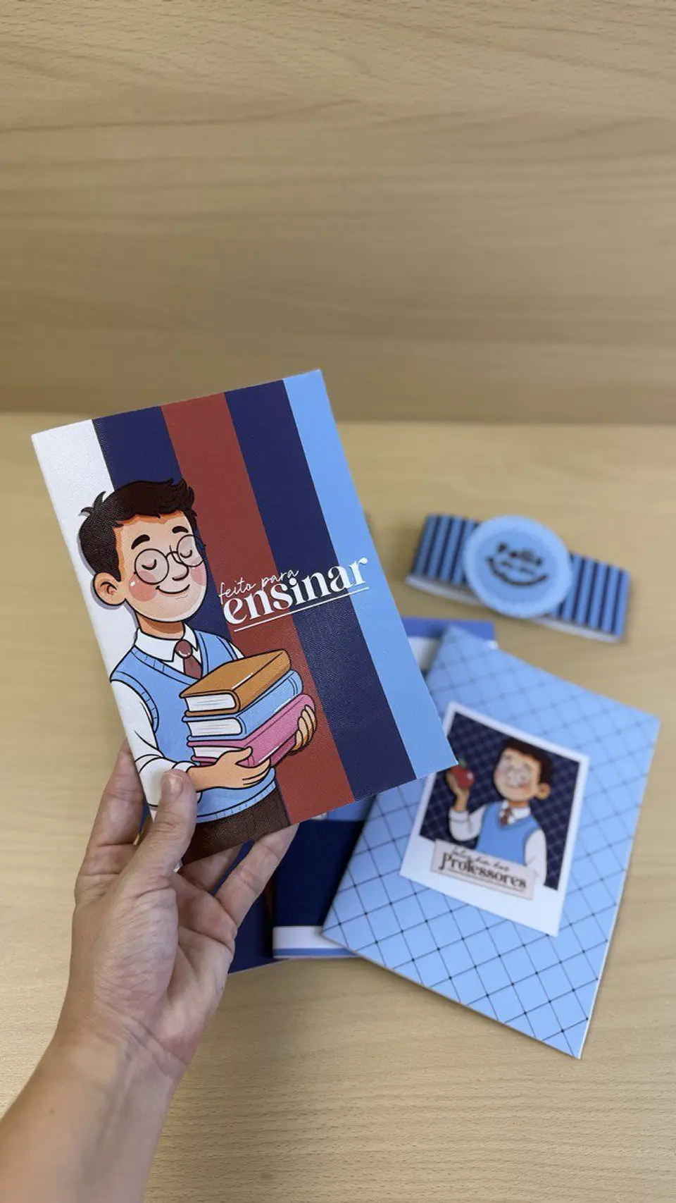 Arquivo Digital Professores 2025 – Caderninho Homem 4