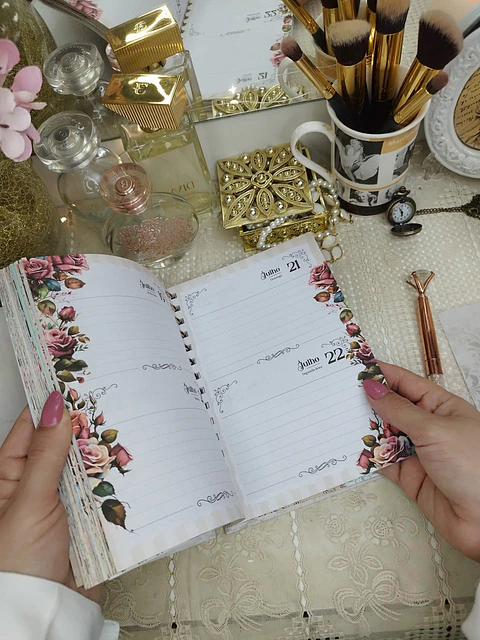 Arquivo Digital Miolo Agenda Vintage Datada 2026