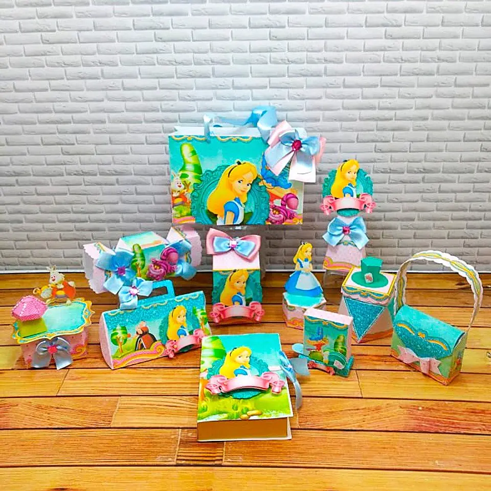Arquivo de Corte 6 Kits Alice no Pais das Maravilhas 4