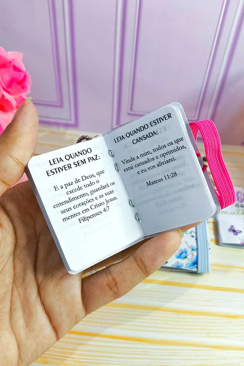 Arquivo Chaveiro Bíblia da Mulher