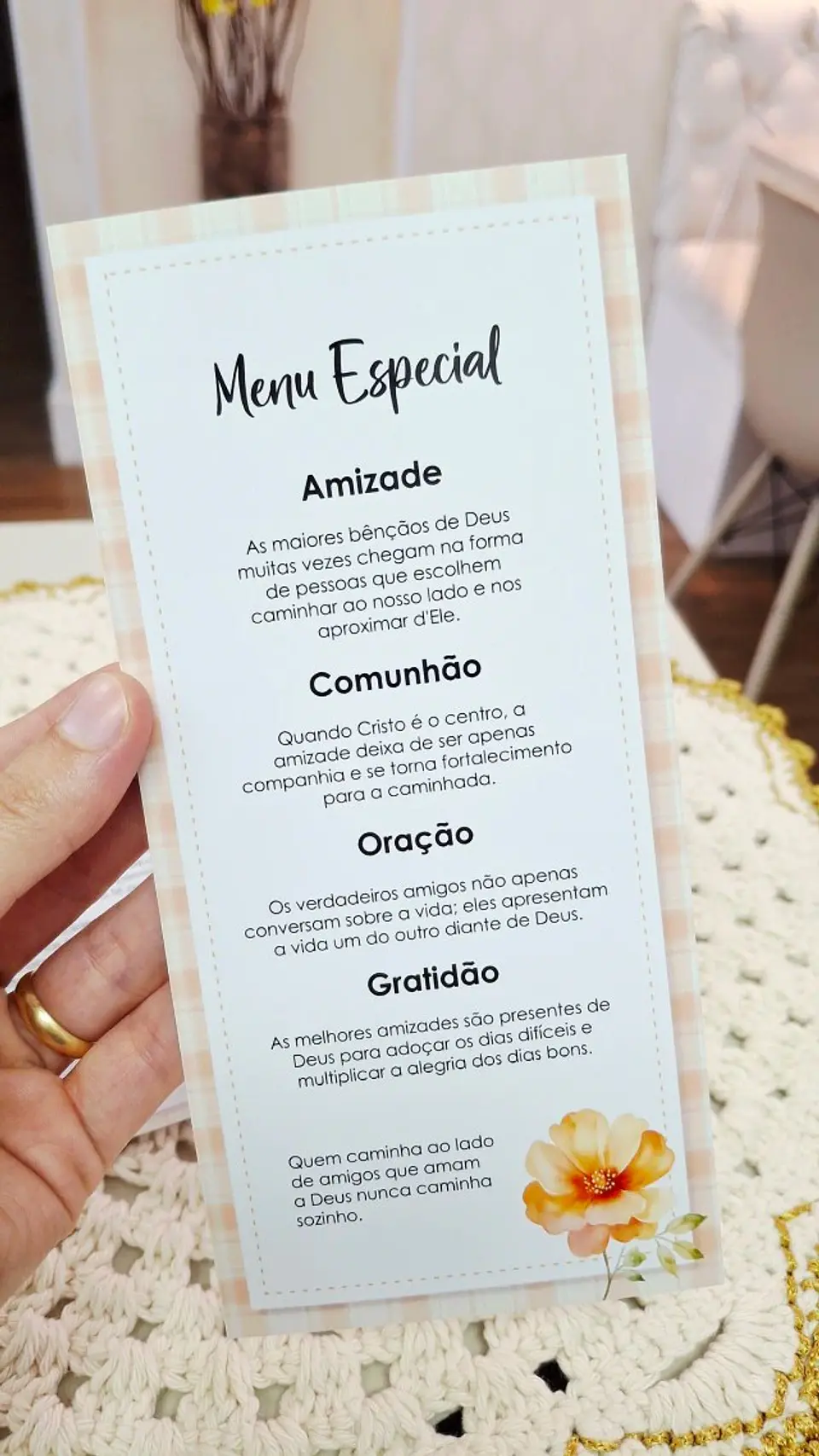 Tag + Menu | Amigos de verdade não apenas seguram sua mão 2