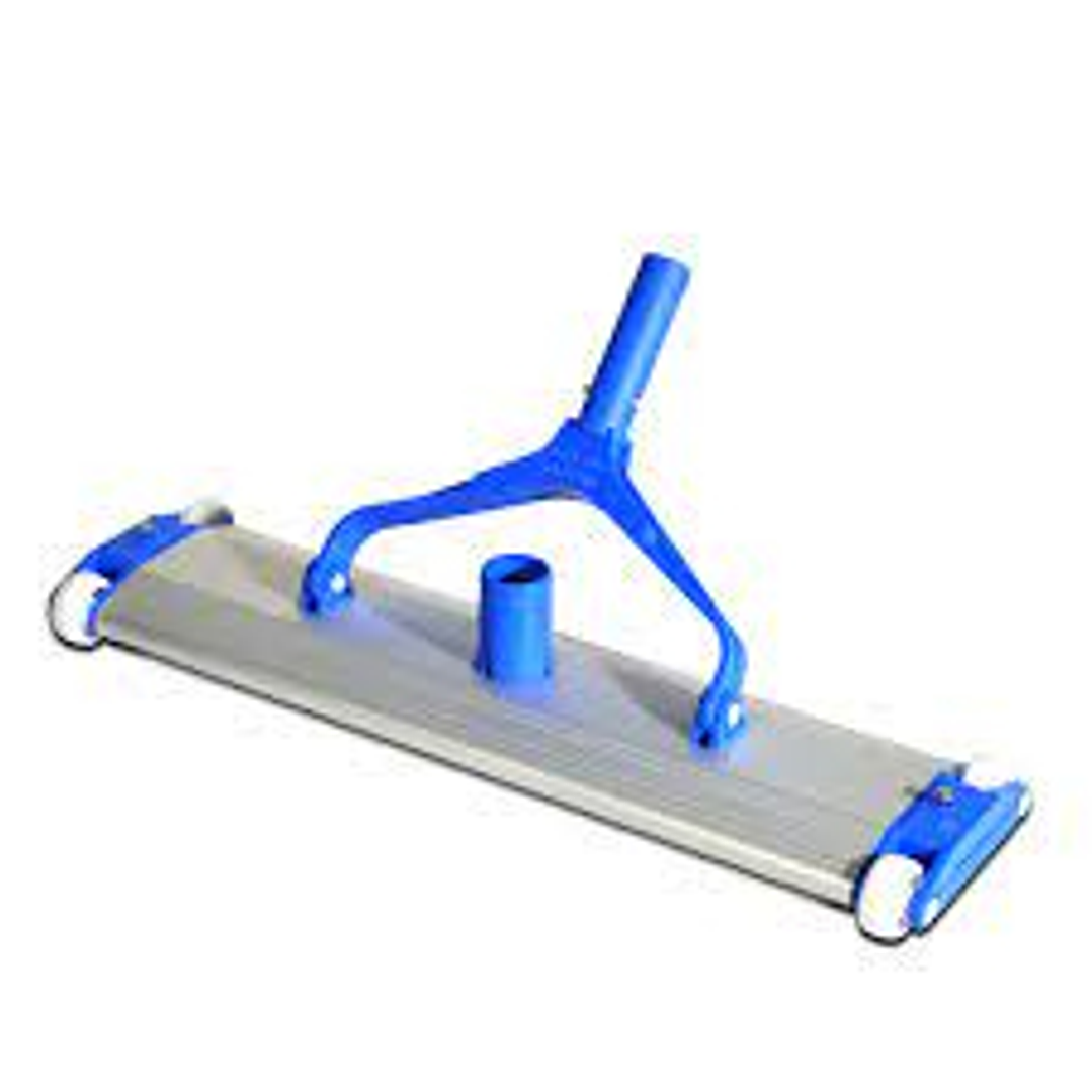 Limpia Fondos Aluminio 48cm 4 Ruedas Y Cepillo Vulcano 1