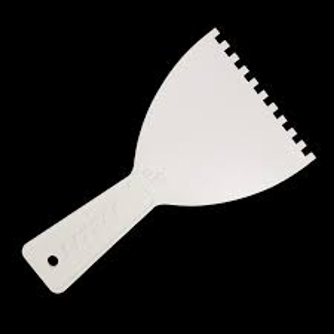 ESPATULA PLASTICA DENTADA 4