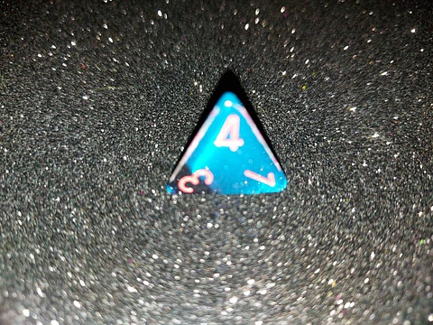 Dado 4 Caras Chessex - Azul Negro