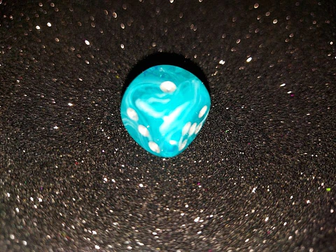 Dado 6 caras - Chessex - Azul marmol traslucido 