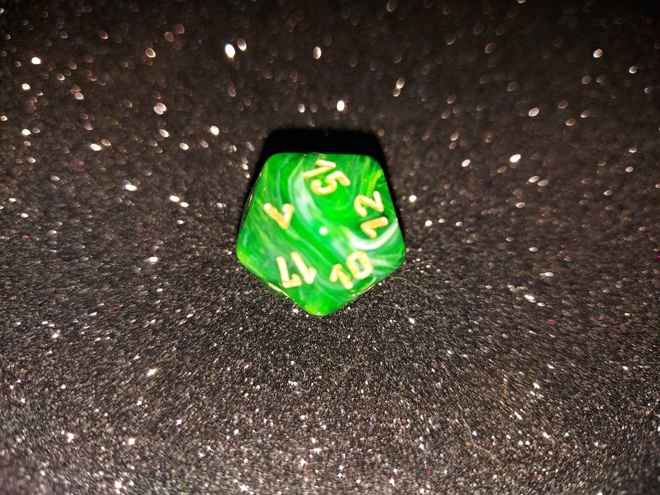 Dado 20 caras - Chessex - Verde niebla  1