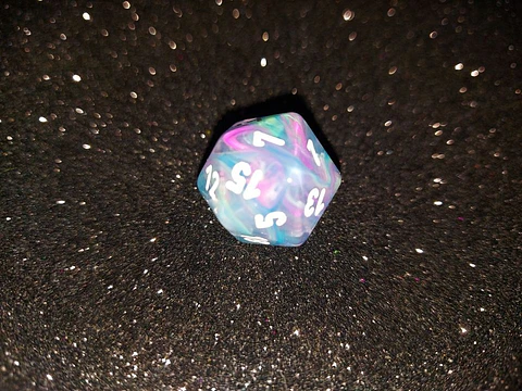 Dado 20 caras - Chessex - azul rosa verde traslucido