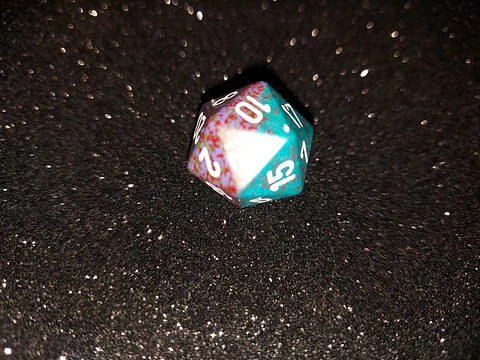 Dado 20 caras - Chessex - Morado verde azul  Jaspeado