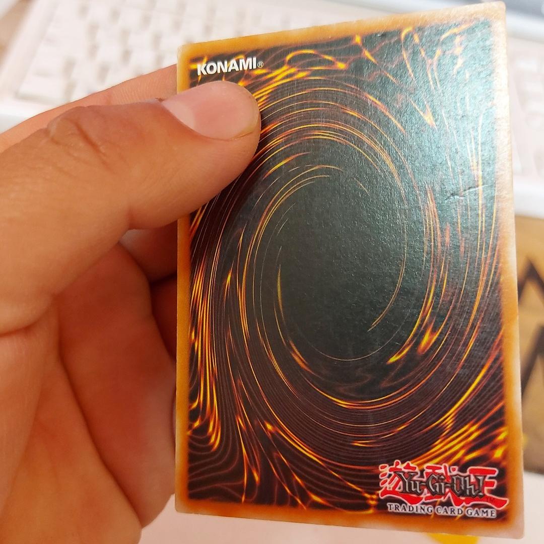 Blue-Eyes White Dragon - GLD5-EN001 - Ghost/Gold Rare (desgastado)  3