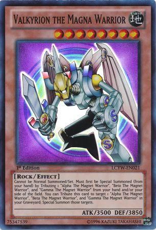 Valkyrion the Magna Warrior - LCYW-EN021 - Super Rare 1