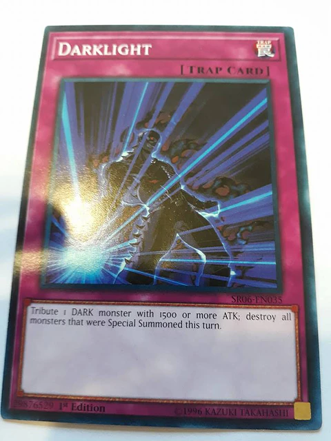 Darklight - SR06-EN035 - Common