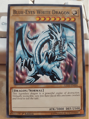 Blue-Eyes White Dragon - LED3-EN006 - Common