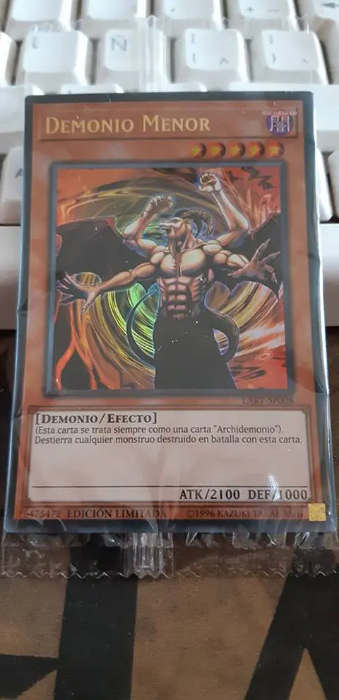 Lesser Fiend - LART-EN008 (Español) (gratis en pedidos mayores a 600)