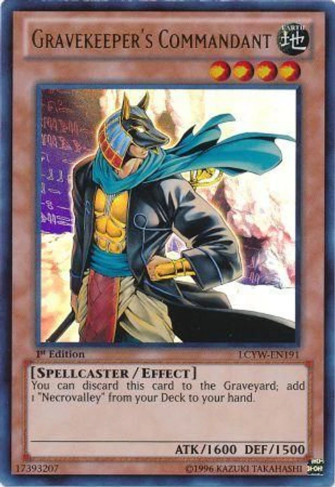 Gravekeeper's Commandant - LCYW-EN191 - Ultra Rare  Jugada