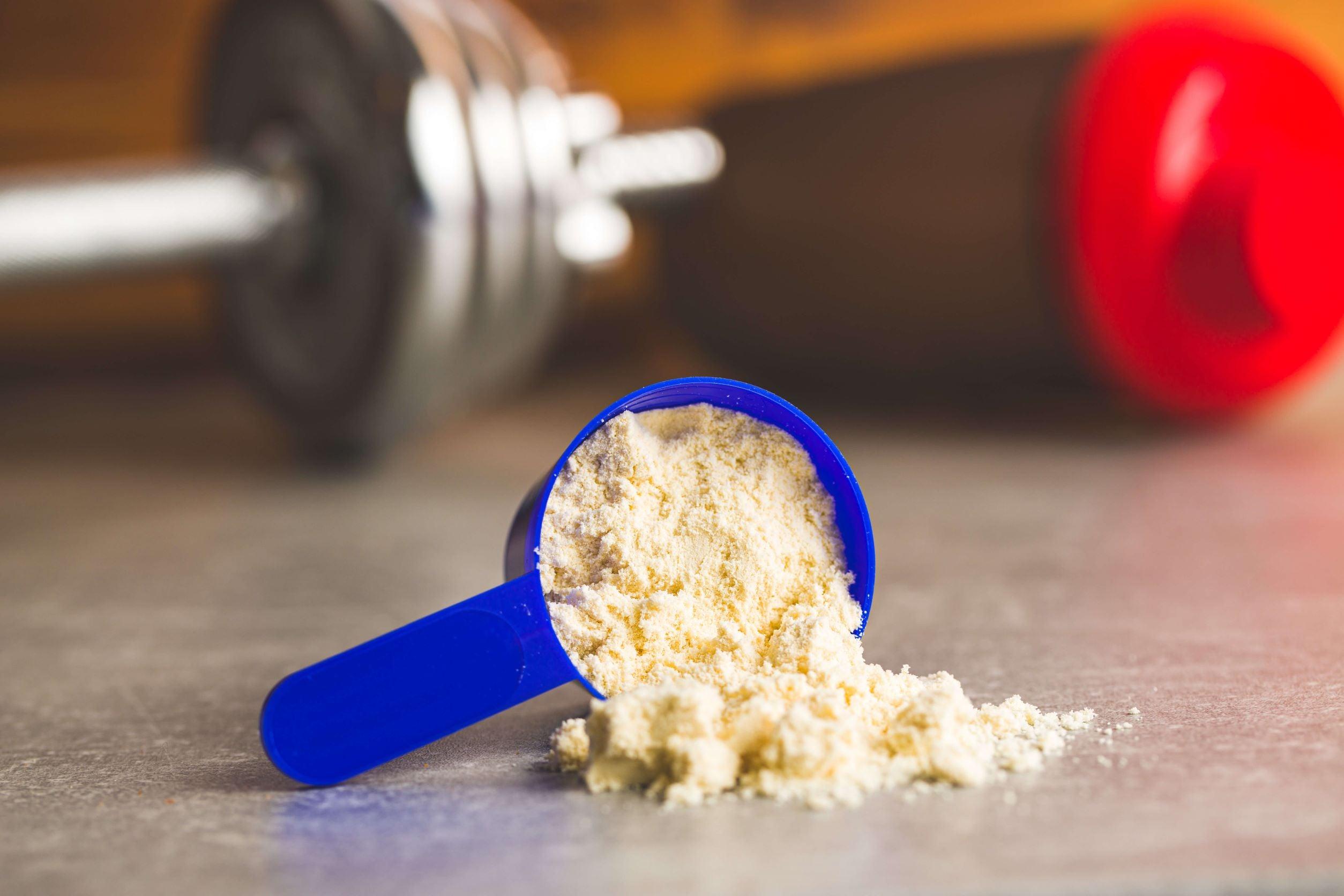 Creatina Monohidrato: Beneficios, Uso Correcto y Tipos Disponibles