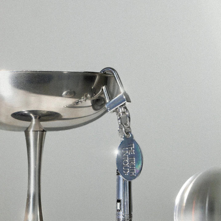 JIMIN MIC KEYRING - THE TRUTH UNTOLD 1