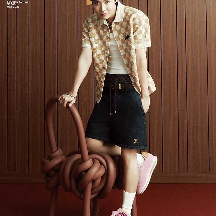 BTS - JHOPE Esquire (2026.05) 4