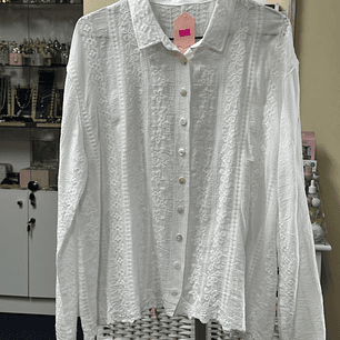 Blusa blanca Oversized Broderie