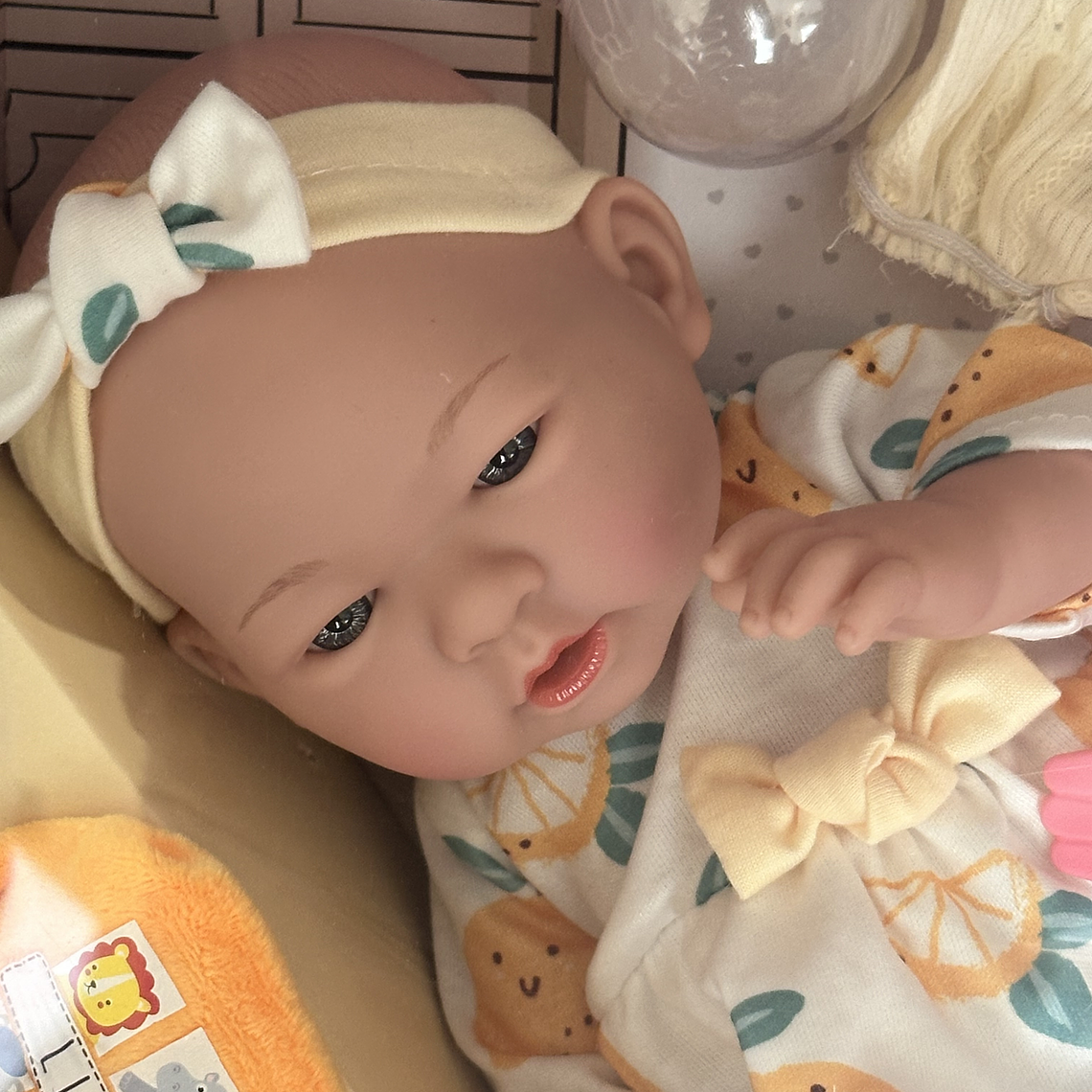 Muñeca “Luna amarilla” – Genesis Baby Edition 2