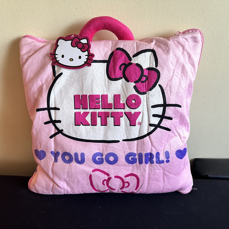 Manta Cojín Hello Kitty Transformable 2