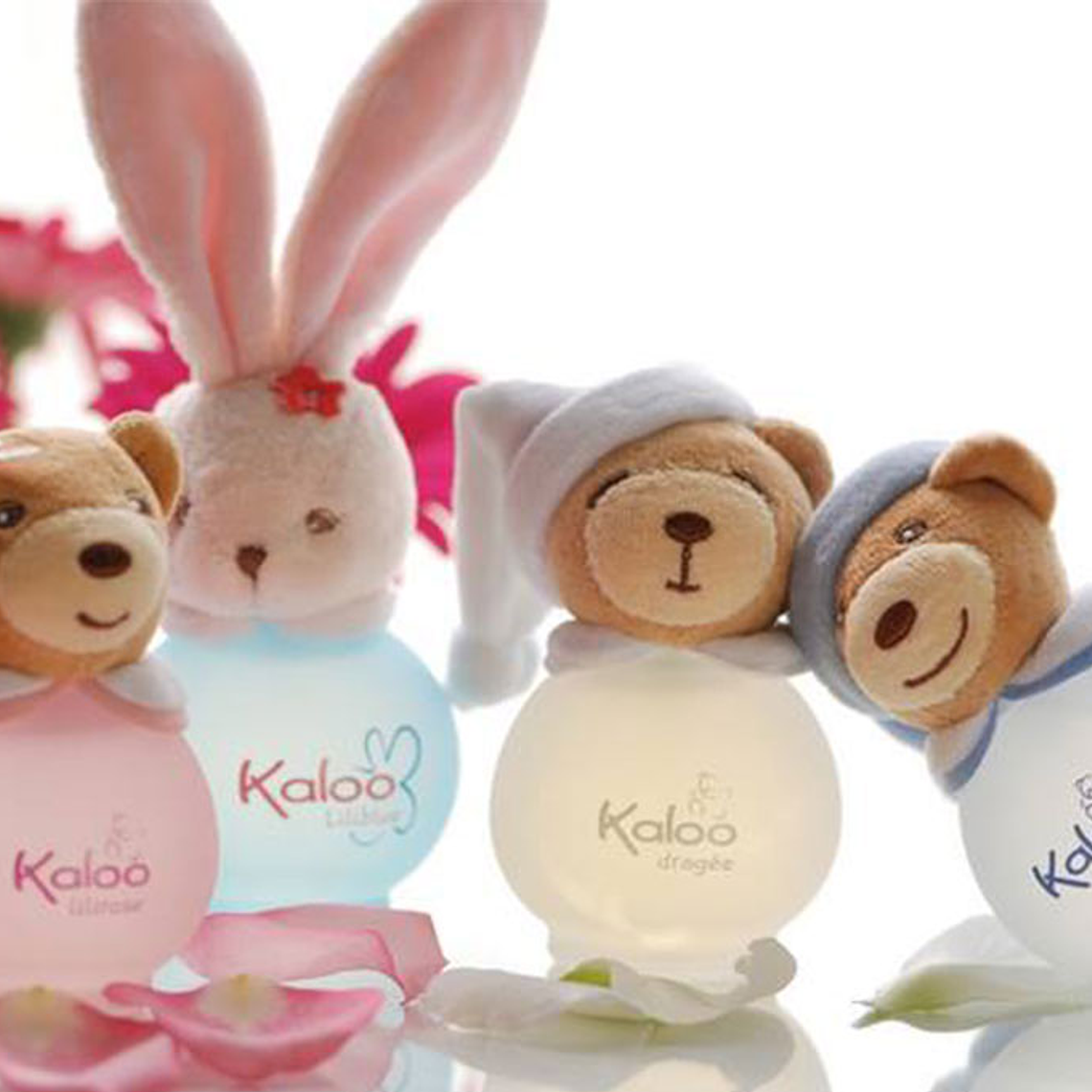 Kaloo Christmas – Edición Navideña con Muñeco Colgante (Rojo)  2