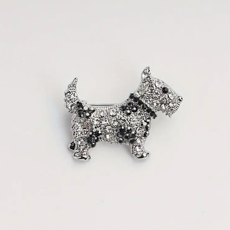 Broche Perro Pequeño Plateado con Cristales 1