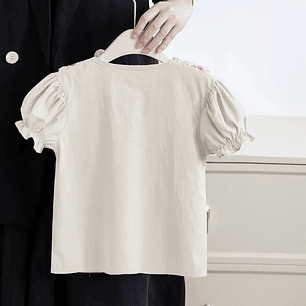 Blusa Beige con Cuello Floral