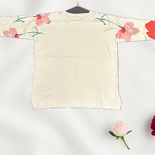 Suéter Blanco con Mangas Florales