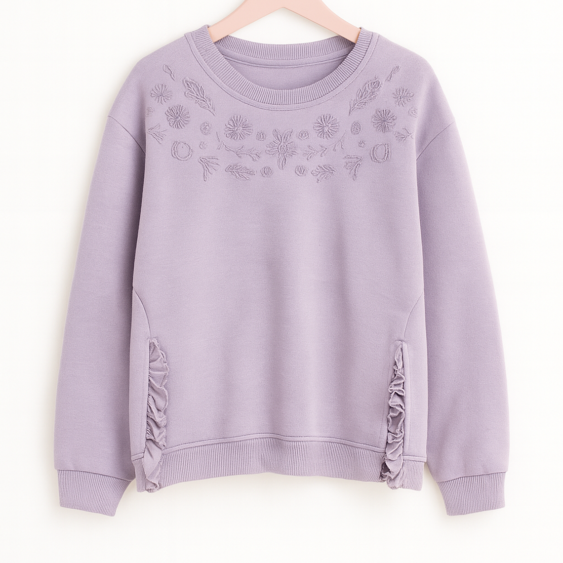 Polerón Lila con Bordado Floral 1