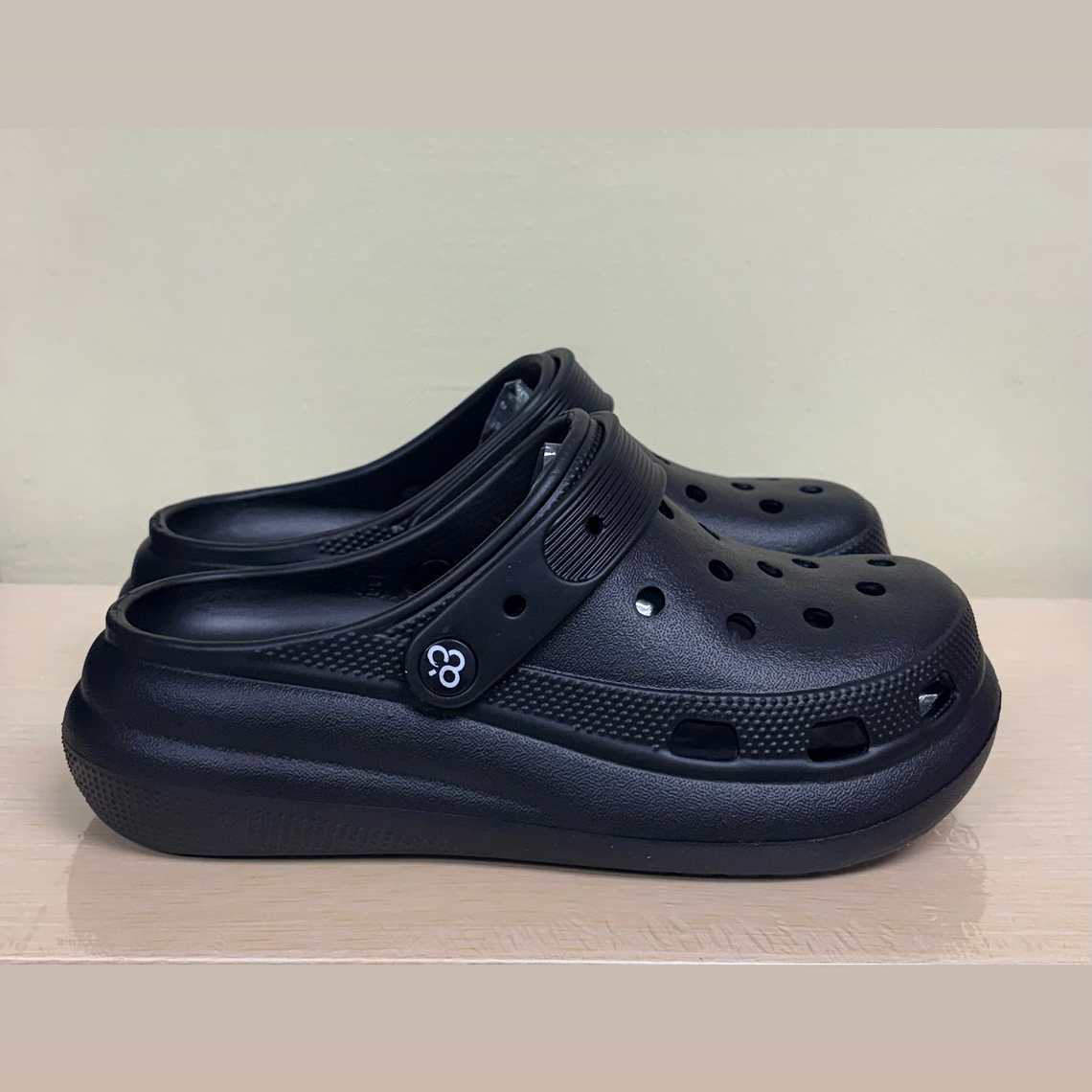 Zuecos Plataforma Negros 1