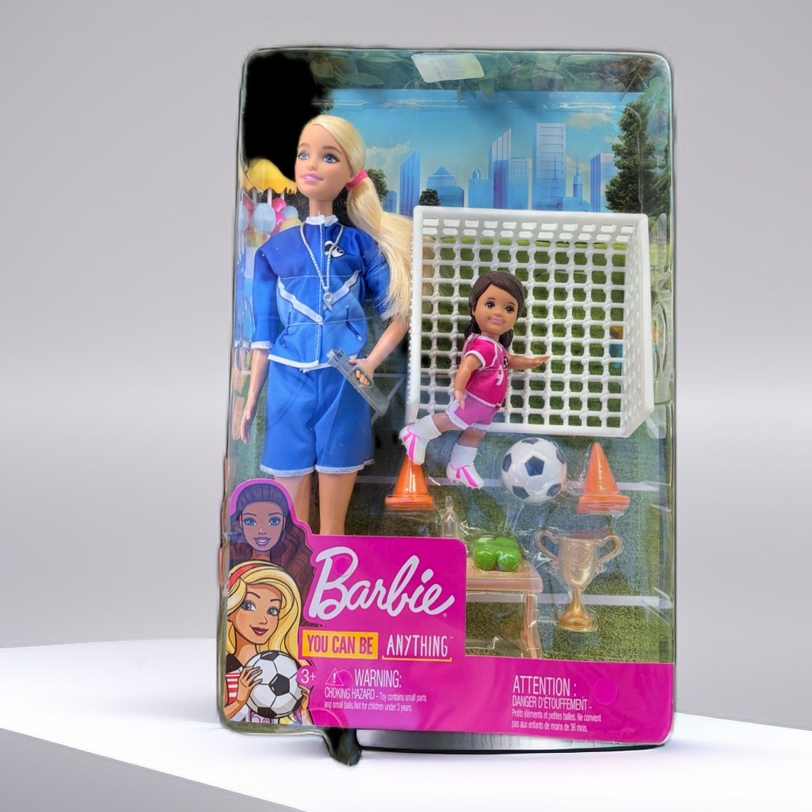 Barbie Entrenadora de Fútbol – You Can Be Anything 1