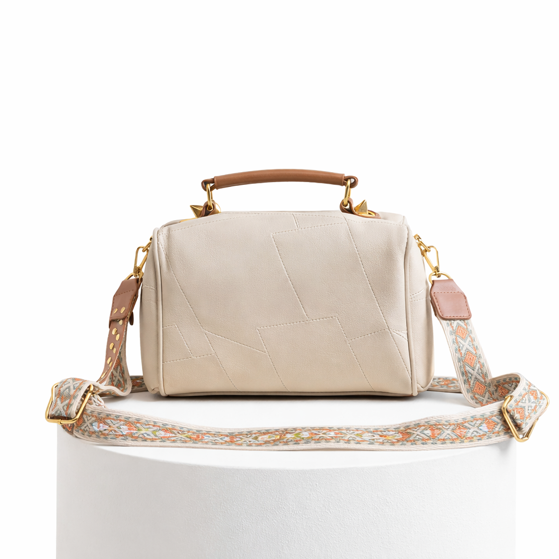 Cartera Beige con Correa Estampada 1