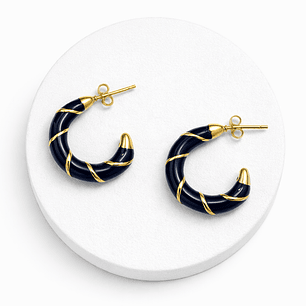 Argollas negras con Detalles Dorados
