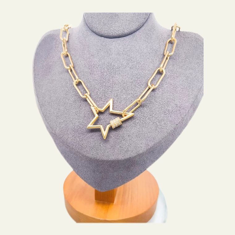 Collar Cadena Dorada con Estrella Protagonista 1