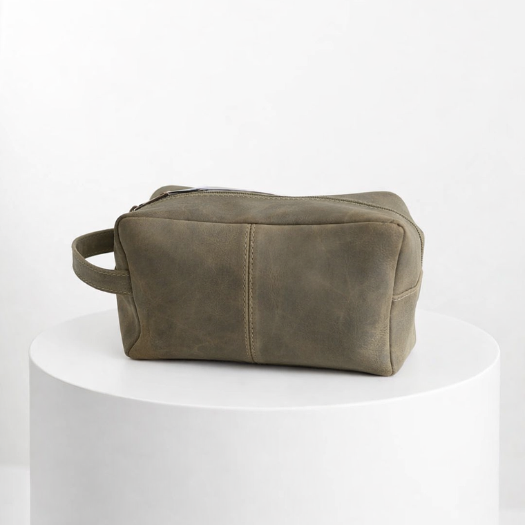 Neceser de Cuero Genuino Color Verde Oliva – Hecho a Mano en Chile 1