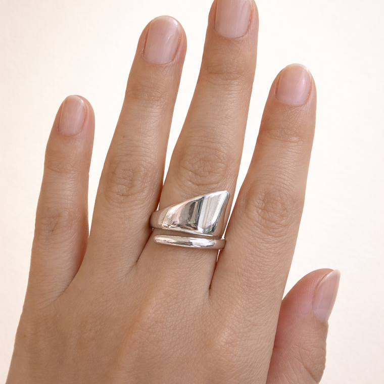 Anillo Ajustable Minimal Hoja – Baño de Plata 2