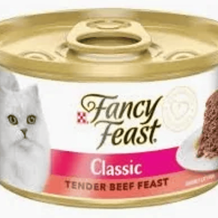 Purina Fancy Feast Lata Mousse de Carne 1