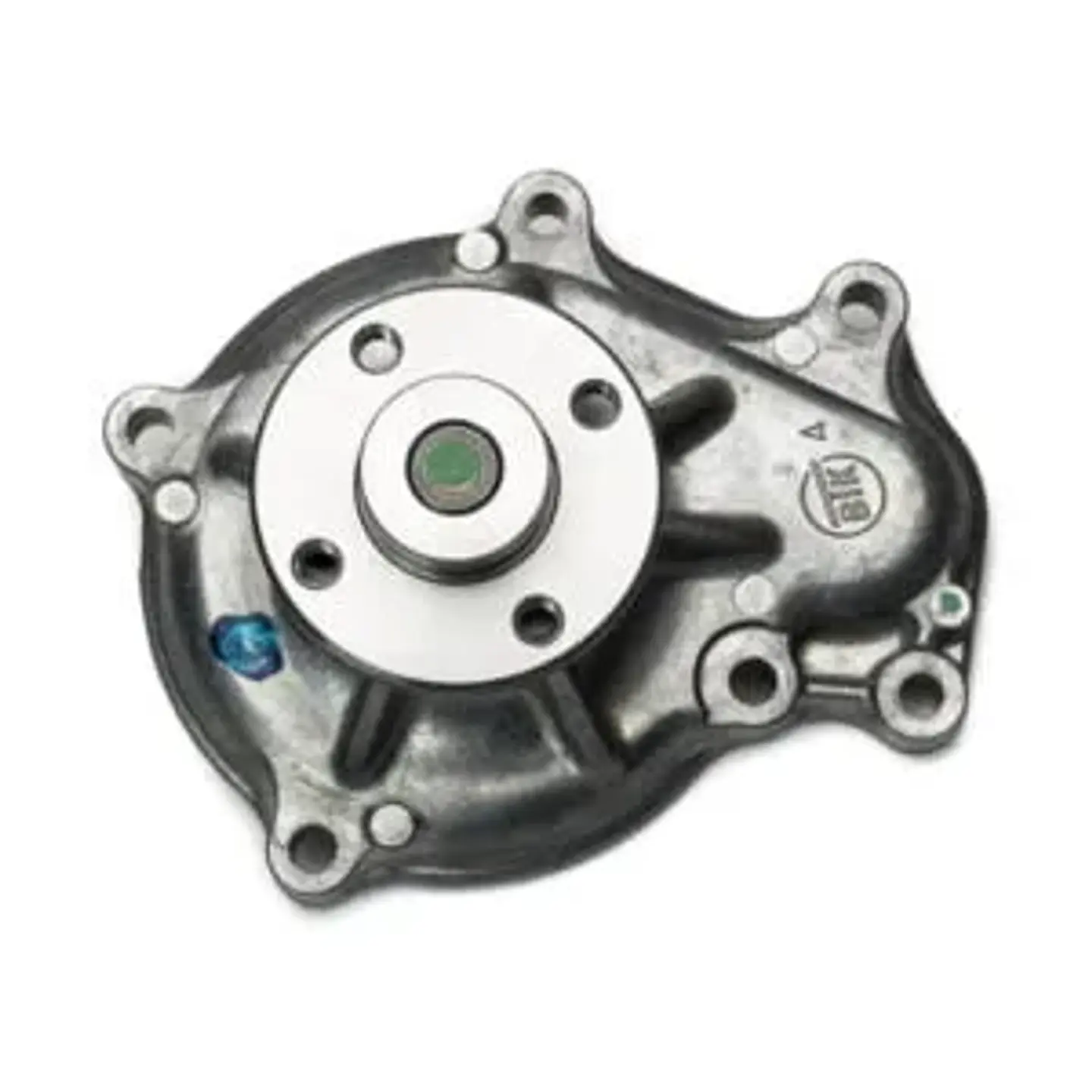 BOMBA DE AGUA V3300 V3600 V3800 KUBOTA 1