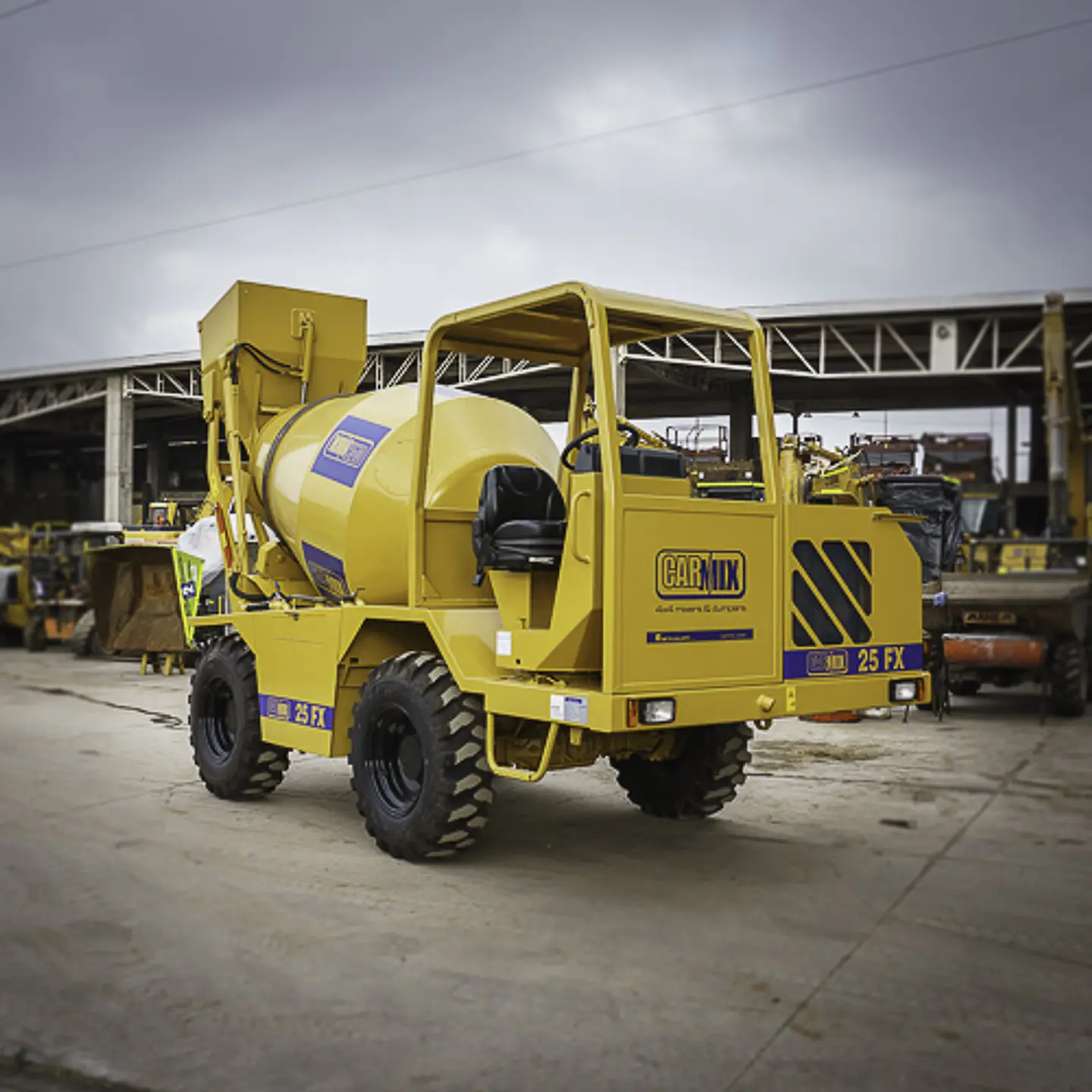 AUTOHORMIGONERA CARMIX 25FX 3