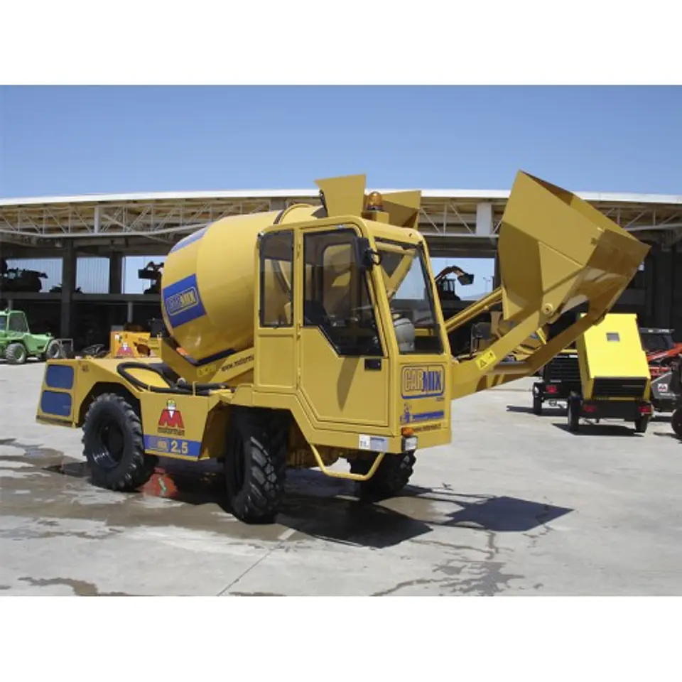 AUTOHORMIGONERA CARMIX 2.5 TT 4