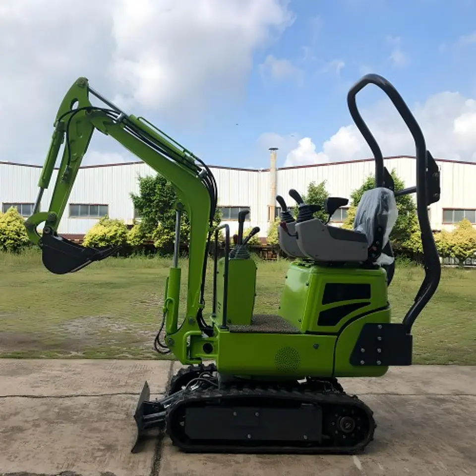 MINIEXCAVADORA YUCHAI E12 CANOPY 3