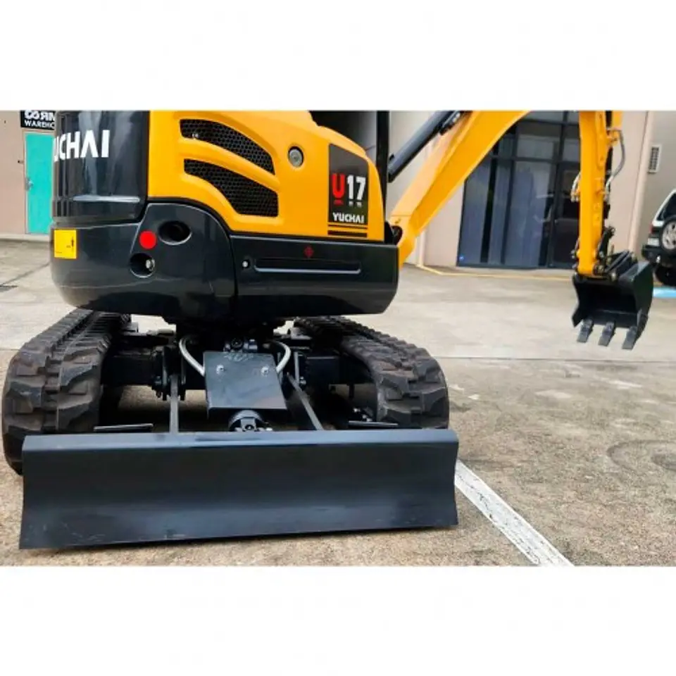 MINIEXCAVADORA YUCHAI U17 CANOPY 3
