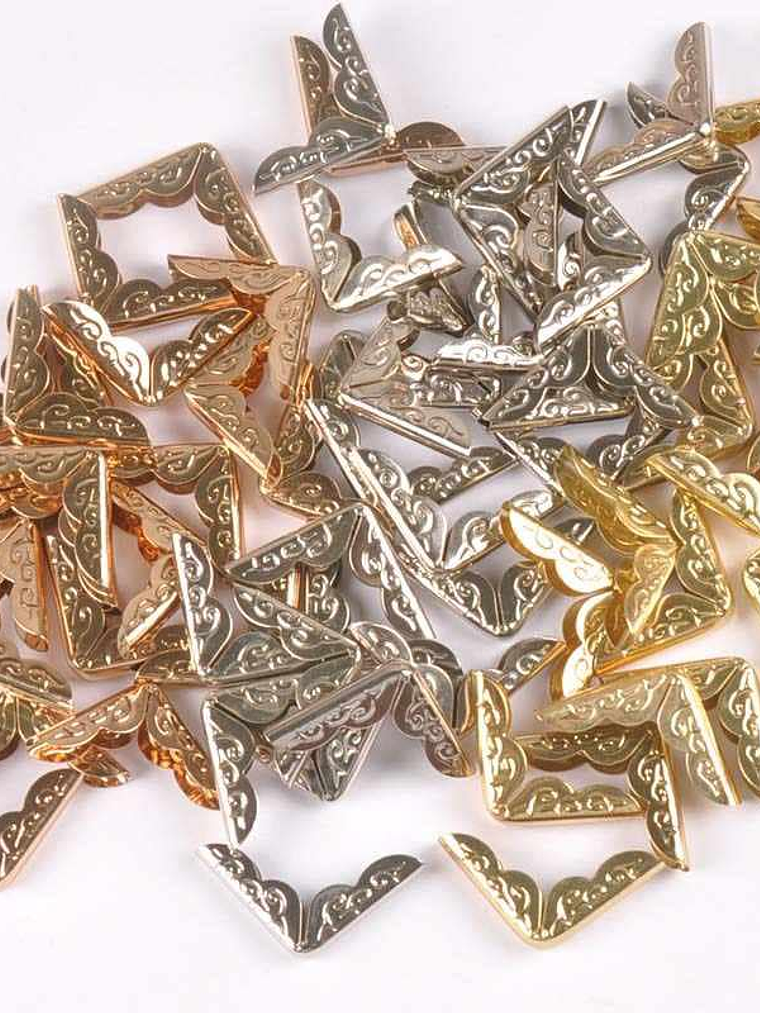 Esquineros metalico  1